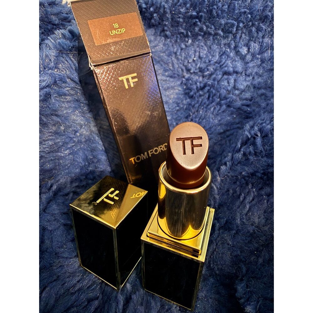 NIB Tom Ford Runway Lip Color in 18 Unzip